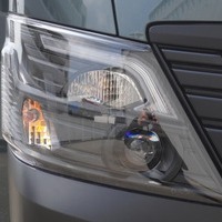 5813 登録済み未使用車 令和7年式 キャラバン プレミアムGX Outdoor Black Edition 2WD 2,400㏄（ディーゼル）2/5人乗車 10㎞のサムネイル