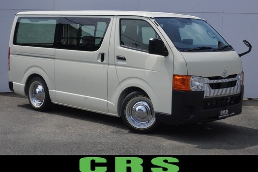 6356 【内装架装車クラシックギアDX】令和8年式 ハイエースバン DX 2WD 2,000㏄ ガソリン車 走行17キロのサムネイル
