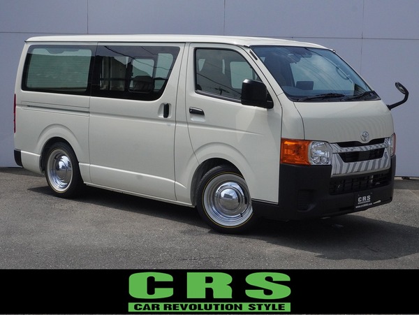 6356 【内装架装車クラシックギアDX】令和8年式 ハイエースバン DX 2WD 2,000㏄ ガソリン車 走行17キロのサムネイル