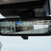 6356 【内装架装車クラシックギアDX】令和8年式 ハイエースバン DX 2WD 2,000㏄ ガソリン車 走行17キロのサムネイル