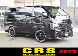 6008　登録済未使用車 令和8年式キャラバン グランドプレミアムGX 2WD 2,400cc (ディーゼル車) 5人乗車　千葉店オリジナルパッケージ “Midnight Runner”