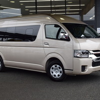 6645　9型ハイエースワゴン グランドキャビン 2,700cc(ガソリン車) 2WD 10人乗車のサムネイル
