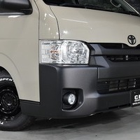 7089 平成29年式 ハイエース ワゴンGL  2WD 2,700cc (ガソリン車)  10人乗車 ベッドキットⅤ架装  12.8万km 車検:令和10年4月27日のサムネイル