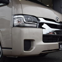 6645　9型ハイエースワゴン グランドキャビン 2,700cc(ガソリン車) 2WD 10人乗車のサムネイル