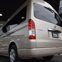6645　9型ハイエースワゴン グランドキャビン 2,700cc(ガソリン車) 2WD 10人乗車のサムネイル