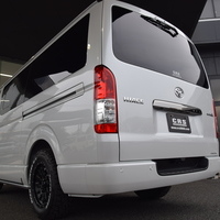 6702　9型ハイエースバン DARK PRIME Ⅱ 2,800cc(ディーゼル車) 2/5人乗車のサムネイル