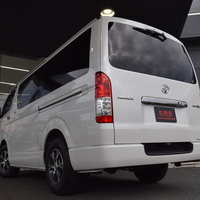 7086　令和3年式 ハイエースバン DARK PRIME Ⅱ 2WD 2,000cc(ガソリン車) 2/5人乗車 6.5万kmのサムネイル