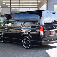 7087　平成28年式 ハイエースバン DARK PRIME 2WD 2,000cc(ガソリン車) 2/5人乗車 10.5万kmのサムネイル