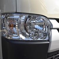 6355.令和8年式 ハイエースバン DX 2WD 2,000cc ガソリン車 走行8キロ 新車未登録のサムネイル