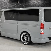 6985 9型ハイエース スーパーGL  2WD 2,800CC ディーゼル車 4ナンバー 2/5人乗りのサムネイル