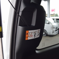 6702　9型ハイエースバン DARK PRIME Ⅱ 2,800cc(ディーゼル車) 2/5人乗車のサムネイル