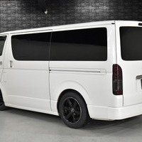 7067 令和1年式 ハイエース スーパーGL ダークプライムⅡ  2WD 2,800cc (ディーゼル車)  2/5人乗車 7.8万kmのサムネイル