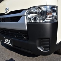 6355.令和8年式 ハイエースバン DX 2WD 2,000cc ガソリン車 走行8キロ 新車未登録のサムネイル