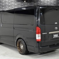 5759 令和5年式 ハイエース スーパーGL ダークプライムⅡ  2WD 2,800cc (ディーゼル車)  2/5人乗車 2.7万kmのサムネイル