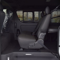 6702　9型ハイエースバン DARK PRIME Ⅱ 2,800cc(ディーゼル車) 2/5人乗車のサムネイル