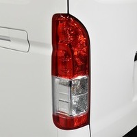 6807 9型ハイエース DX  2WD 2,800CC ディーゼル車 4ナンバー 3/6人乗りのサムネイル