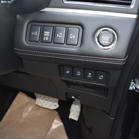 6464.令和8年式 デリカD:5 P 4WD 2,300㏄ ディーゼル車 走行10キロ 車検令和11年4月のサムネイル