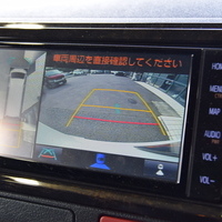 7086　令和3年式 ハイエースバン DARK PRIME Ⅱ 2WD 2,000cc(ガソリン車) 2/5人乗車 6.5万kmのサムネイル