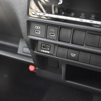 6518.令和8年式 9型 ハイエースワゴン GL 3ナンバー 10人乗り 2WD 2,700㏄ ガソリン車 走行4キロ 新車未登録のサムネイル