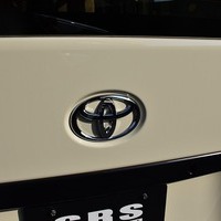 6355.令和8年式 ハイエースバン DX 2WD 2,000cc ガソリン車 走行8キロ 新車未登録のサムネイル