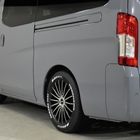 6011 令和8年式 登録済未使用車 日産 キャラバン GRANDプレミアム GX  2WD 2,400cc(ディーゼル車) 2/5人乗車 50km 車検:令和10年3月29日のサムネイル