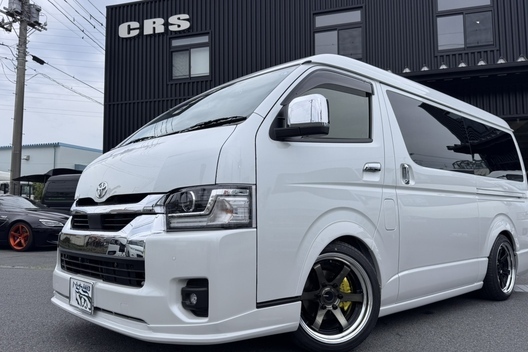 【CRS横浜店】　ハイエース9型　厳つくそれでもさりげないカスタムサムネイル