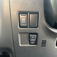 6006.令和8年式 キャラバン グランドプレミアムGX 2WD 2,400cc ディーゼル車 走行13キロ 車検令和10年3月のサムネイル