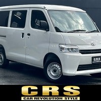 6592.令和8年式 タウンエースバン GL 4WD 1,500cc ガソリン車 走行13キロ 新車未登録のサムネイル
