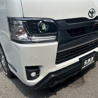 6920.令和8年式 9型ハイエースバン スーパーGL 2WD 2,800cc ディーゼル車 走行7キロ 新車未登録のサムネイル