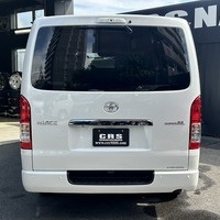 6920.令和8年式 9型ハイエースバン スーパーGL 2WD 2,800cc ディーゼル車 走行7キロ 新車未登録のサムネイル