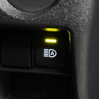 6809 9型ハイエース DX  2WD 2,800CC ディーゼル車 4ナンバー 3/6人乗りのサムネイル