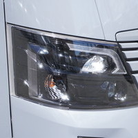 7084　令和6年式　キャラバン　GRANDプレミアムGX　2WD　2400cc　ディーゼル車　5人乗り　5万kmのサムネイル