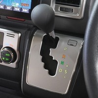 7076 令和6年式 ハイエース スーパーGL  4WD 2,800cc (ディーゼル車)  2/5人乗車 1.2万kmのサムネイル
