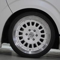7098 平成29年式 ハイエース スーパーGL ダークプライム  2WD 2,000cc (ガソリン車)  2/5人乗車 9.5万km 車検:令和9年4月24日のサムネイル