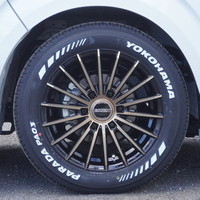 6927　オリジナルPKG　ハイエース　スーパーGL　ダークプライムⅡ　2WD　2000cc　ガソリン車　5人乗りのサムネイル