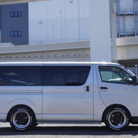 6814　オリジナルPKG　ハイエース　DX　2WD　2800cc　ディーゼル車　6人乗りのサムネイル