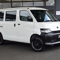 6417　タウンエースバンGL  1,500cc ガソリン車 2WD 2/5人乗車のサムネイル