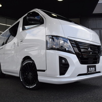 6005　登録済未使用車 令和8年式キャラバン グランドプレミアムGX 2WD 2,400cc (ディーゼル車) 5人乗車のサムネイル