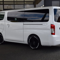 6005　登録済未使用車 令和8年式キャラバン グランドプレミアムGX 2WD 2,400cc (ディーゼル車) 5人乗車のサムネイル
