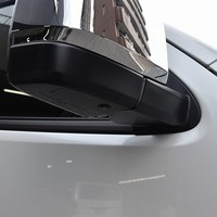 6921.令和8年式 9型ハイエースバン スーパーGL 2WD 2,800cc ディーゼル車 走行7キロ 新車未登録のサムネイル