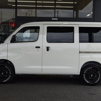 6417　タウンエースバンGL  1,500cc ガソリン車 2WD 2/5人乗車のサムネイル