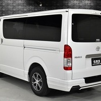 7099 令和7年式 ハイエース スーパーGL ダークプライムS  4WD 2,800cc (ディーゼル車)  2/5人乗車 0.7万km 車検:令和9年9月9日のサムネイル