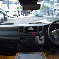 6354　8型ハイエースバン DX ガソリン車 2WD 2,000cc 3/6人乗りのサムネイル