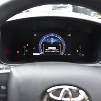 6921.令和8年式 9型ハイエースバン スーパーGL 2WD 2,800cc ディーゼル車 走行7キロ 新車未登録のサムネイル