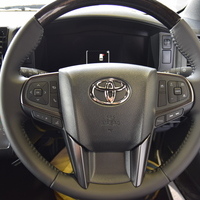 6926　9型ハイエースバン DARK PRIMEⅡ ガソリン車 2WD 2,000cc 2/5人乗りのサムネイル