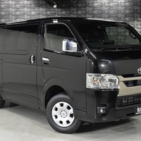 7168 令和8年式 ハイエース スーパーGL ダークプライムⅡ  4WD 2,800cc (ディーゼル車)  2/5人乗車 30km 車検:令和10年4月29日のサムネイル