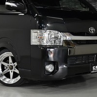 7114 令和1年式 ハイエース 特別仕様車 スーパーGL 50TH ANNIVERSARY LIMITED 2WD 2,800cc (ディーゼル車）4.6万kmのサムネイル
