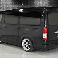 7114 令和1年式 ハイエース 特別仕様車 スーパーGL 50TH ANNIVERSARY LIMITED 2WD 2,800cc (ディーゼル車）4.6万kmのサムネイル