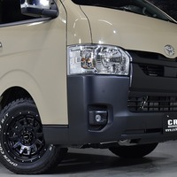 7127 令和6年式 ハイエース スーパーGL  2WD 2,800cc (ディーゼル車)  2/5人乗車 2.5万km 車検:令和9年5月19日のサムネイル