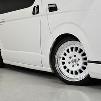 7098 平成29年式 ハイエース スーパーGL ダークプライム  2WD 2,000cc (ガソリン車)  2/5人乗車 9.5万km 車検:令和9年4月24日のサムネイル
